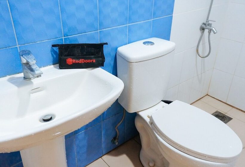 호스텔 Reddoorz Plus Near Talisay Town Center