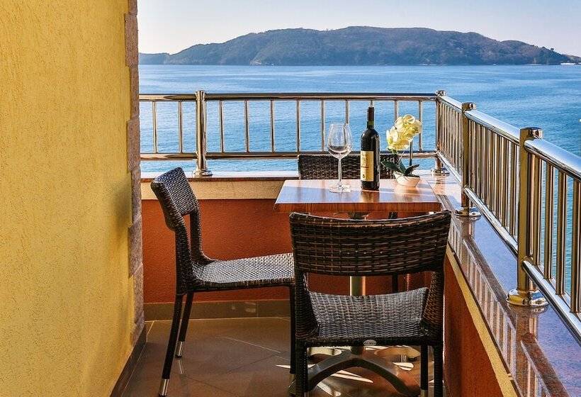 צימר Apartmani Luka   Vila Brzulovic