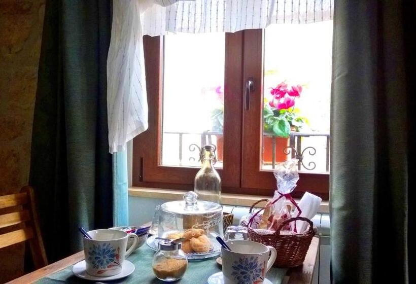 مبيت وإفطار Cas Antica Soprana