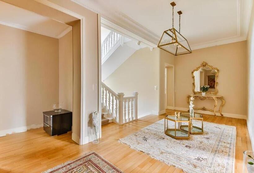 민박 Chateau De La Feuilleraie