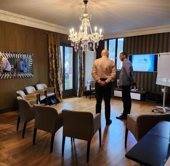 민박 Chateau De La Feuilleraie