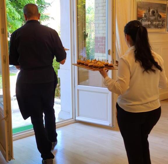 민박 Chateau De La Feuilleraie