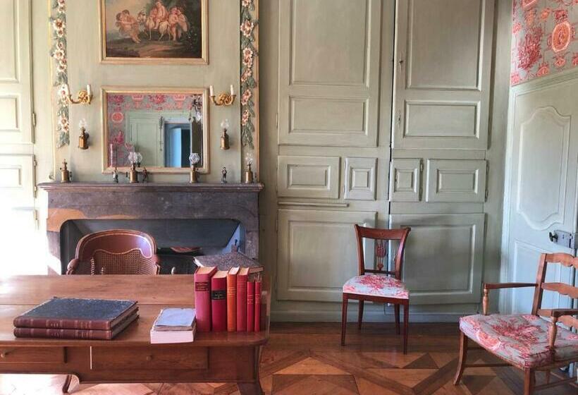 Bed and Breakfast Chateau Montalembert Maîche