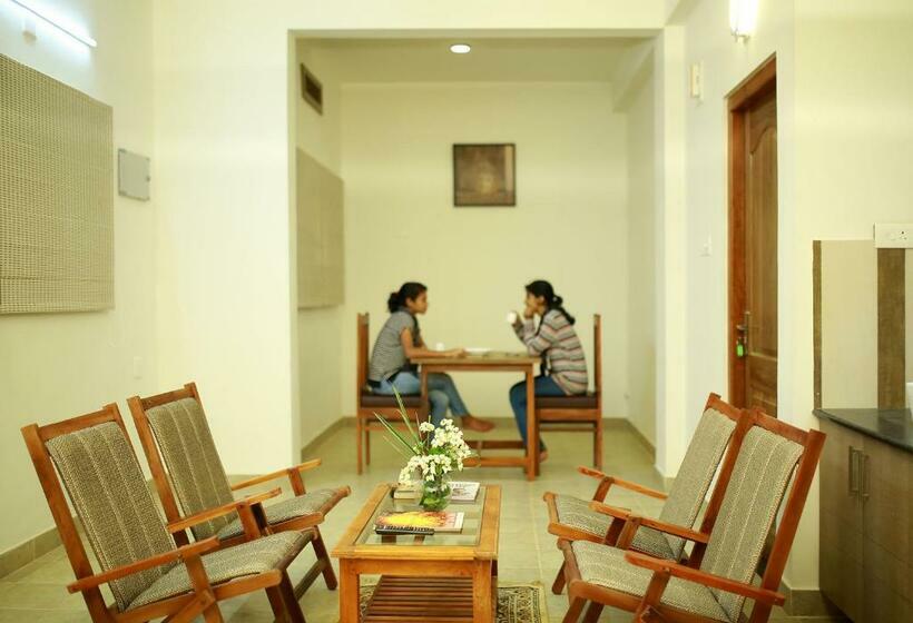 住宿加早餐 Dakshin Ghats