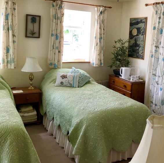 مبيت وإفطار High Mead