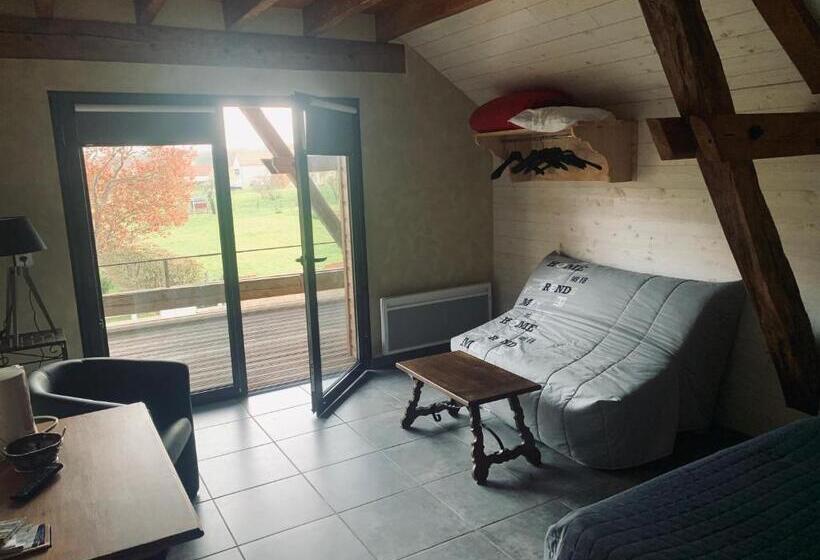 ベッドアンドブレックファースト La Grange De L’ouche