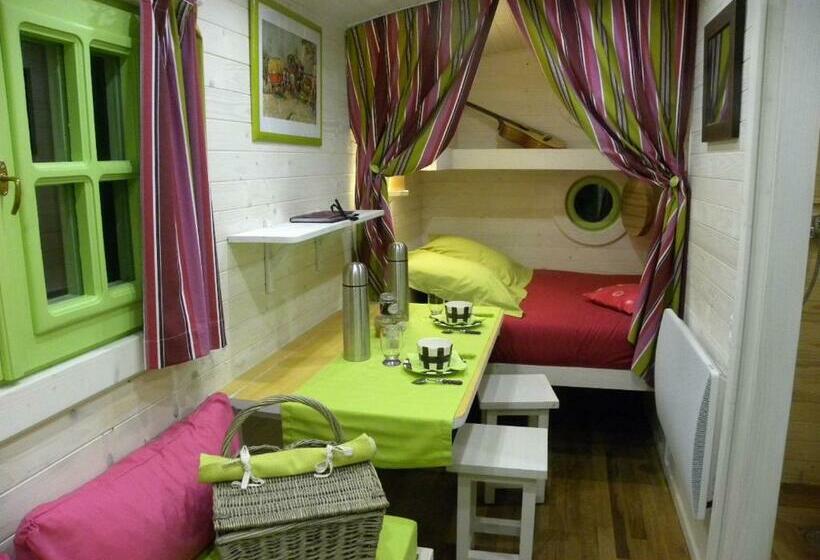 مبيت وإفطار Le Lavoir De Julia