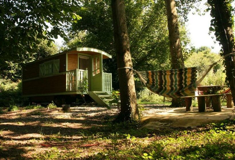 مبيت وإفطار Le Lavoir De Julia