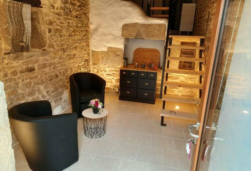 مبيت وإفطار Mill D Arx