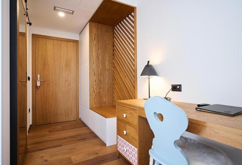 هتل Hiša Ančka, šenčur 3 Min To The Airport