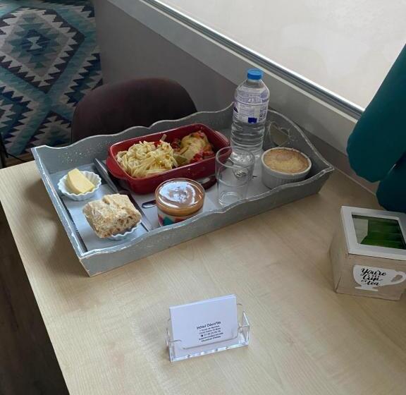 בית מלון כפרי Hôtel Déco Lia Soirée étape