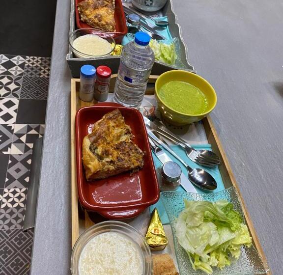 בית מלון כפרי Hôtel Déco Lia Soirée étape