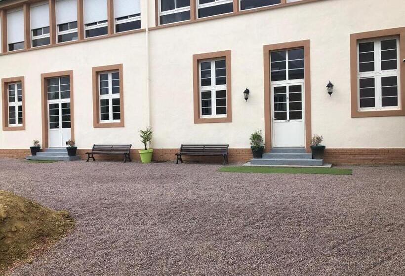 호텔 Hôtel Déco Lia Soirée étape