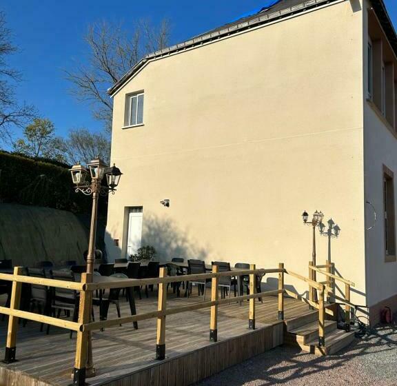 בית מלון כפרי Hôtel Déco Lia Soirée étape