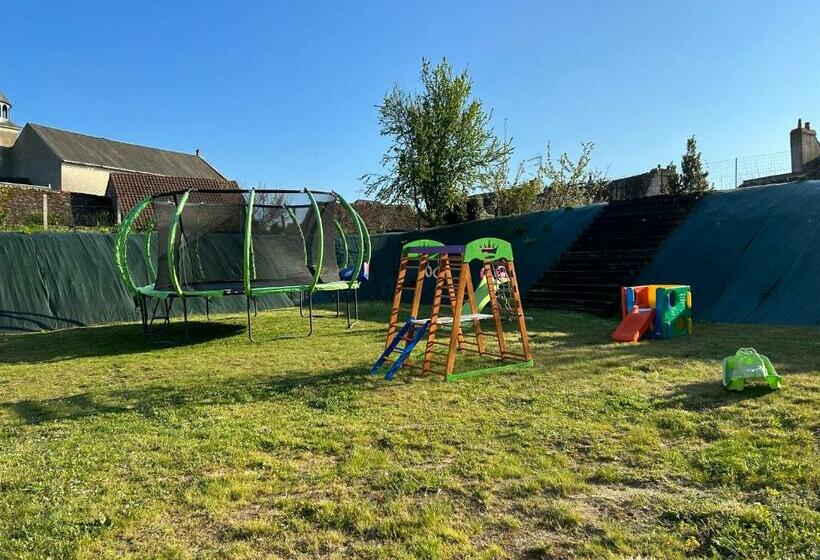 בית מלון כפרי Hôtel Déco Lia Soirée étape