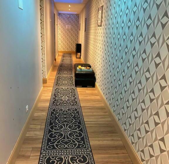 בית מלון כפרי Hôtel Déco Lia Soirée étape