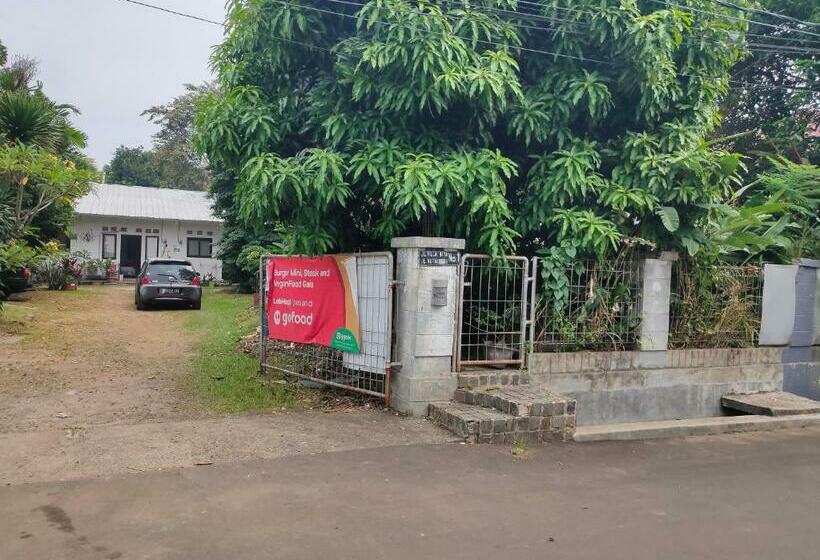 ホテル Oyo 90445 Villa Beta Syariah