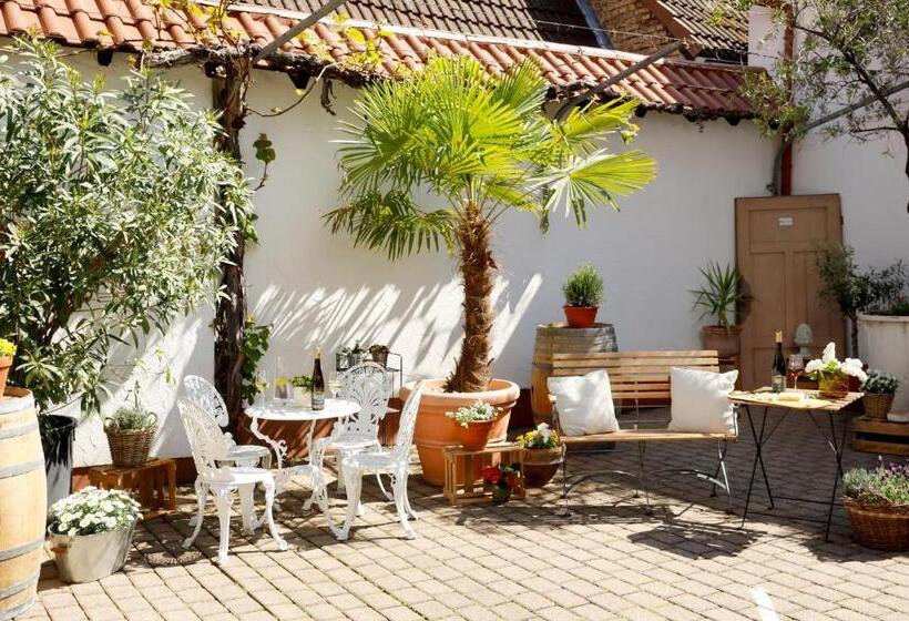 בית מלון כפרי Weinquartier Minges