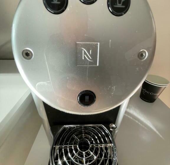 فندق على الطريق Tall Pines Lodges