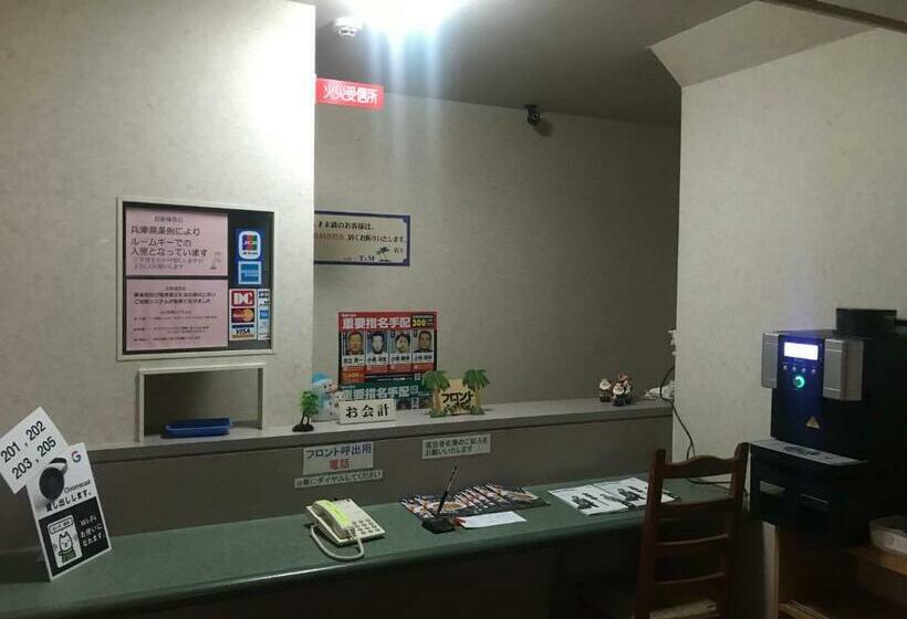 Мотель Fairy Tale 養父店