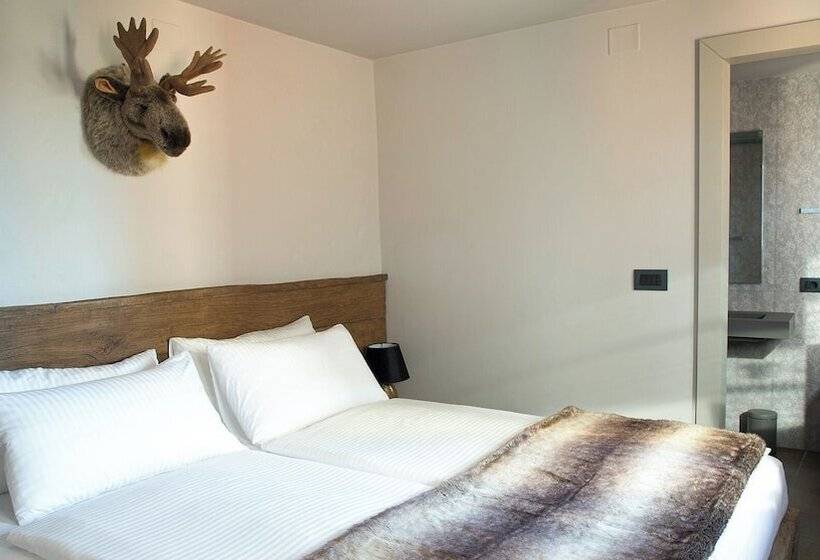 پانسیون Aldilà Art Rooms, Apartment And Vacation House