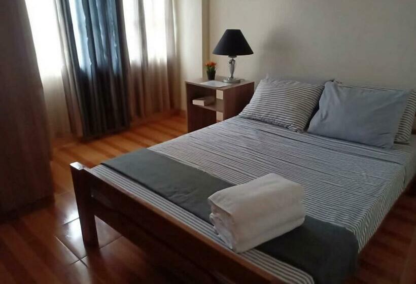 פנסיון Farmer S Guesthouse