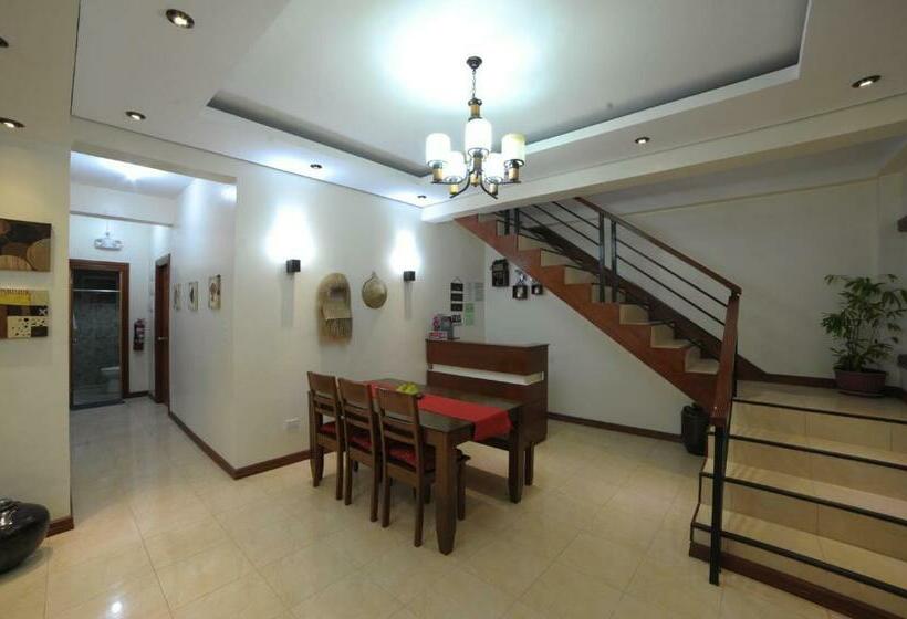 פנסיון Farmer S Guesthouse