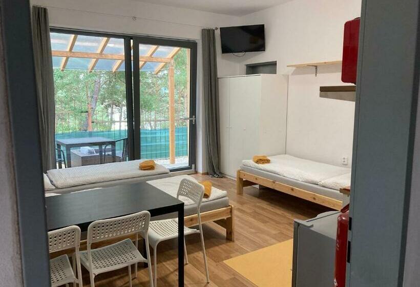 بنسيون Kuk Račice   Mini Apartman