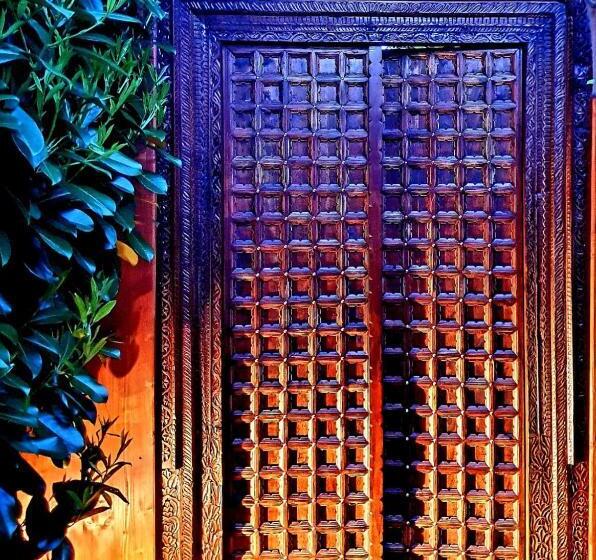 بنسيون L écrin De Rûmi