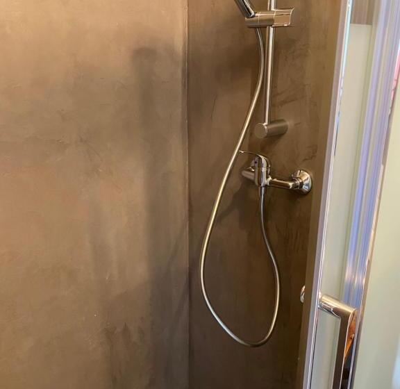 פנסיון L’atelier Du Bonheur