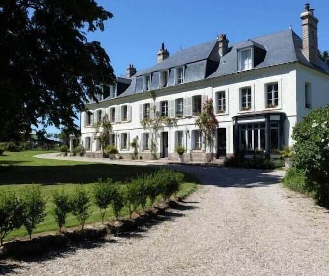 بنسيون Manoir Du Clap