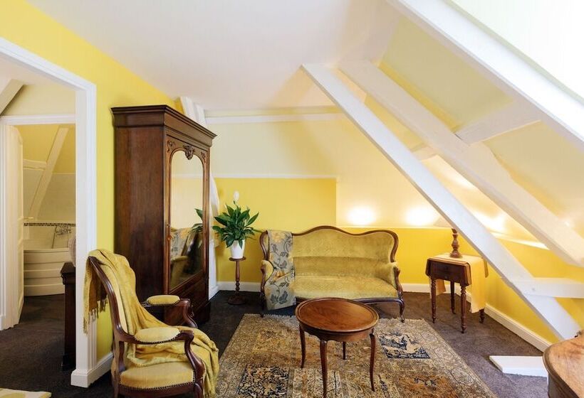 بنسيون Manoir Du Clap