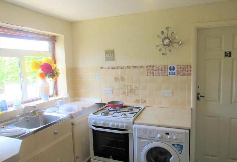 פנסיון Serene Inn Near Bletchley Park