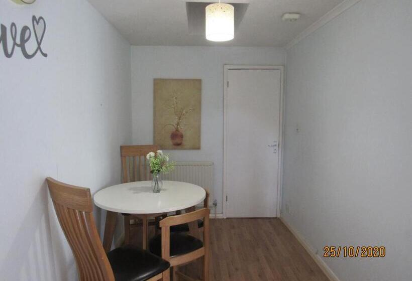 פנסיון Serene Inn Near Bletchley Park