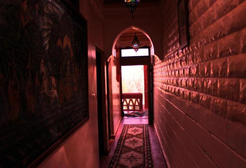 پانسیون Riad Gabsi Dades