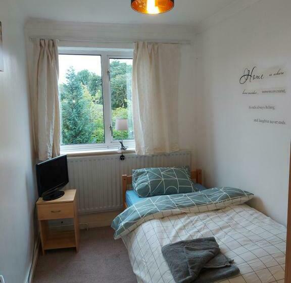 膳宿费 Spacious And Serene Stay Near Milton Keynes Centre