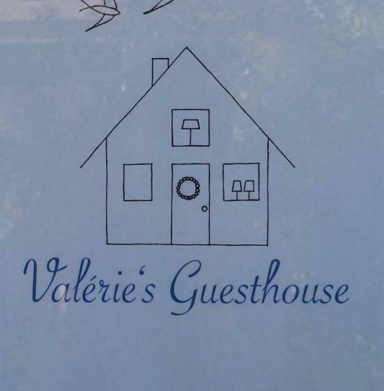 ペンション Valerie S Guesthouse