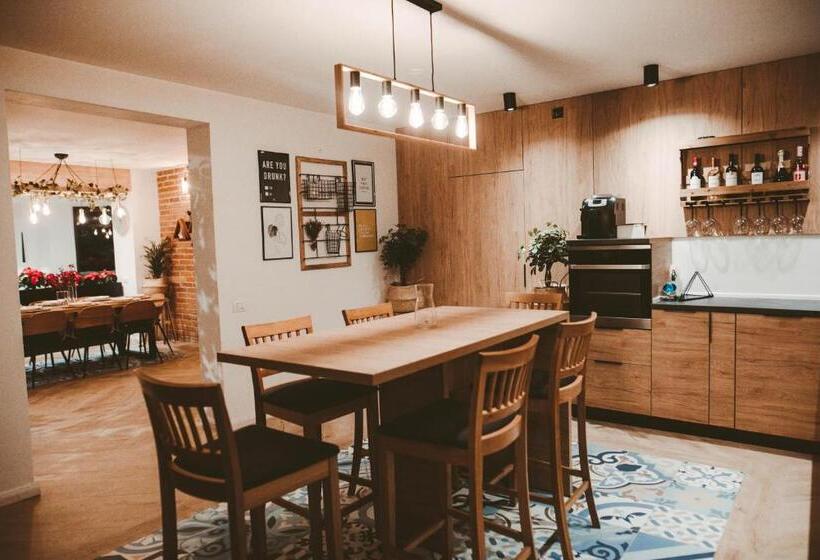 פנסיון Vila Casa Din Gradina