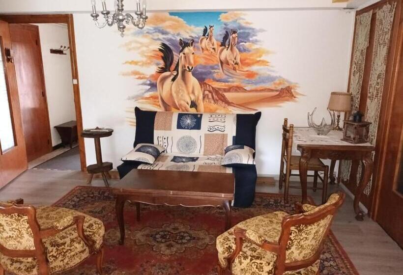 פנסיון Villa Rose Garden