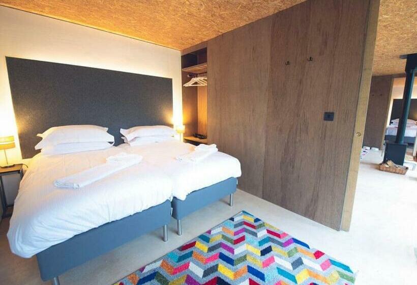 אתר נופש Whispering Waters Teesdale Lodges