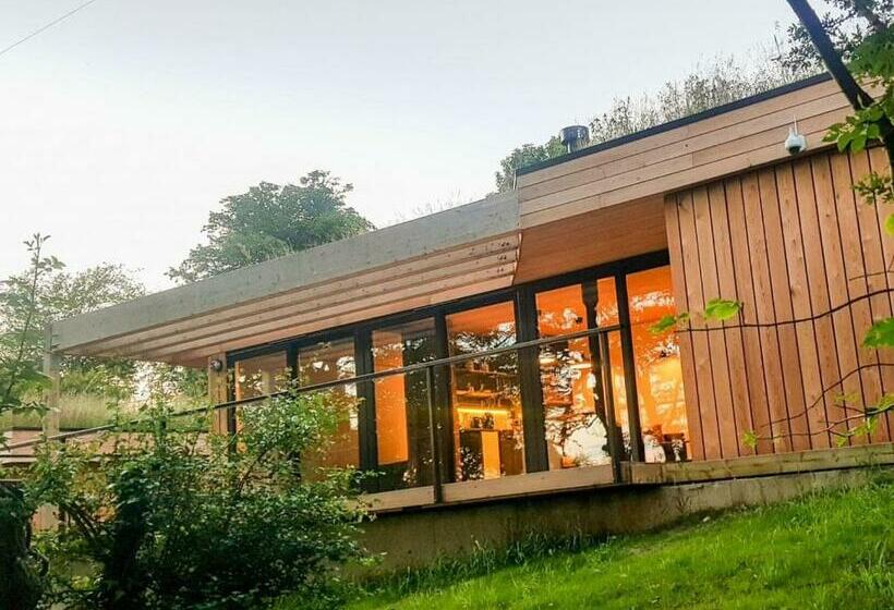 リゾートホテル Whispering Waters Teesdale Lodges