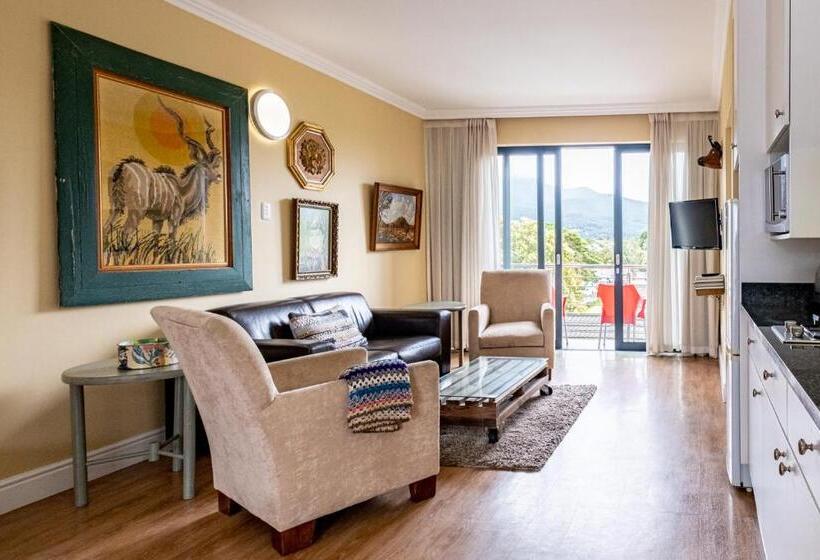 17onwellington Suites