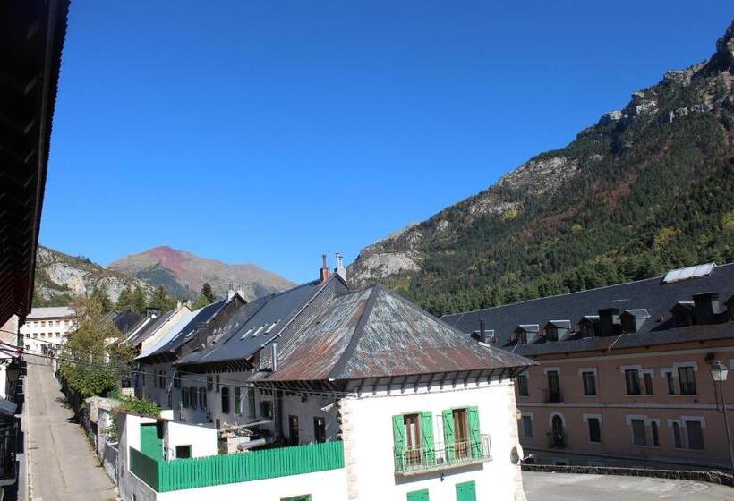 Albergue De Canfranc Estación