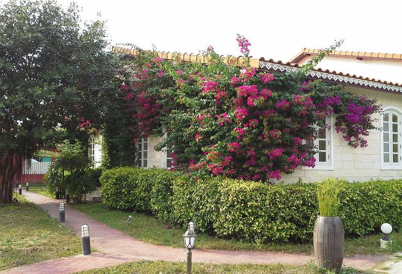 Pictory Garden Resort