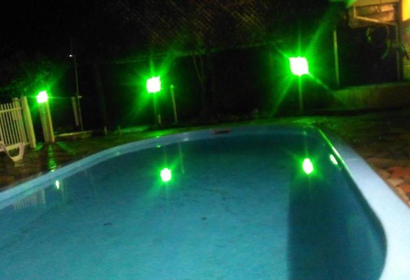 ベッドアンドブレックファースト Pousada Luar De Caioba