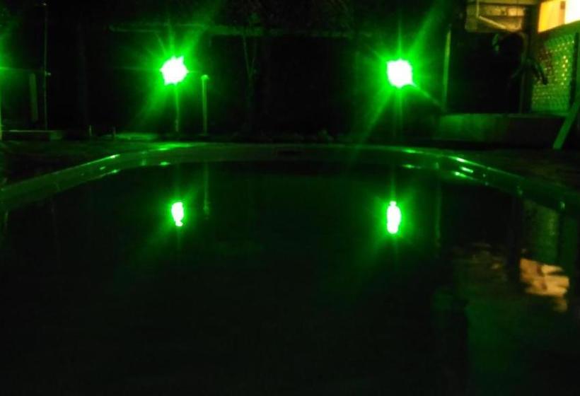 ベッドアンドブレックファースト Pousada Luar De Caioba