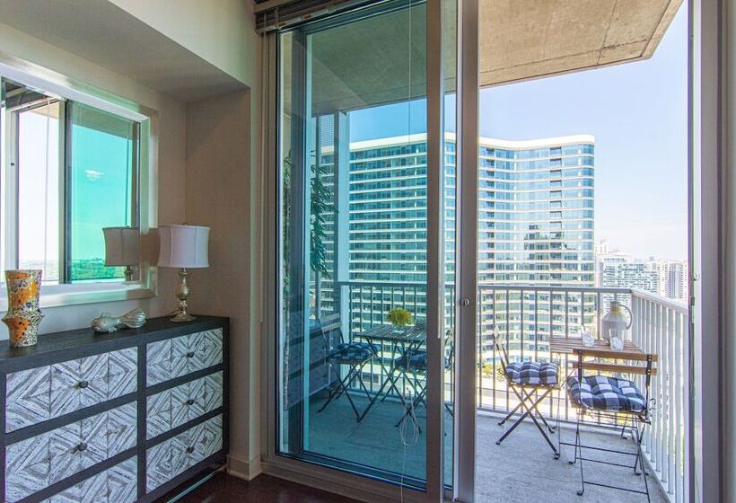 Chic Collection By Nohotel On 6th Street