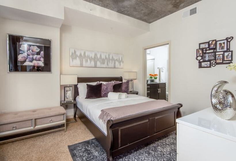 Chic Collection By Nohotel On 6th Street