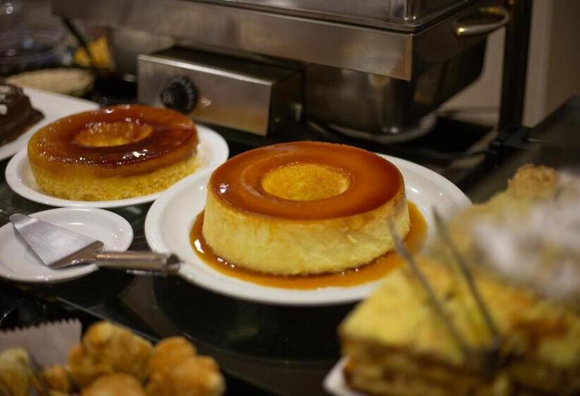 Emirates Hotel & Suites