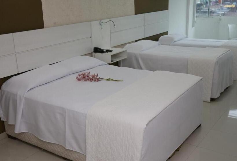 Emirates Hotel & Suites